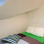 Pillows Party Hostel