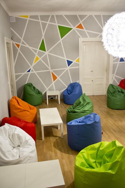 Hostel Pillows Party Krakau